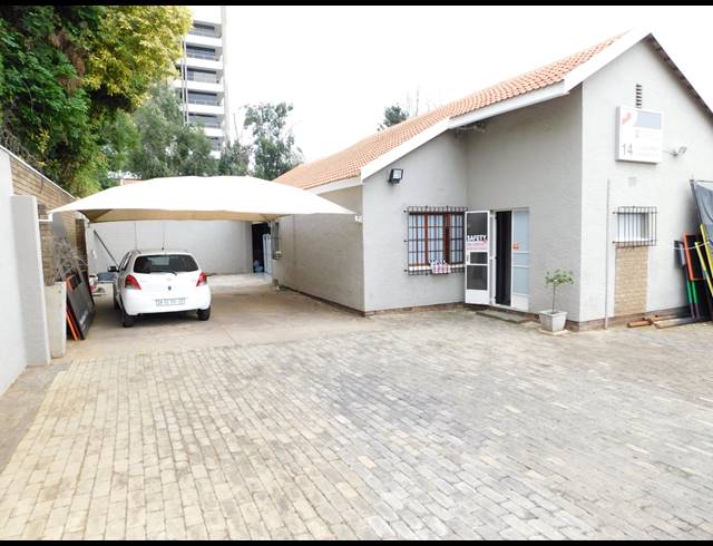 640M² WORKSHOP FOR SALE IN KENSINGTON B
